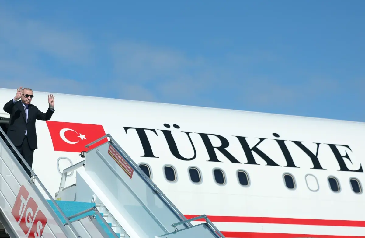 cumhurbaskani erdogan baris icin sarm el seyh zirvesine katilmak uzere misirda yNAn6ZG7.jpg