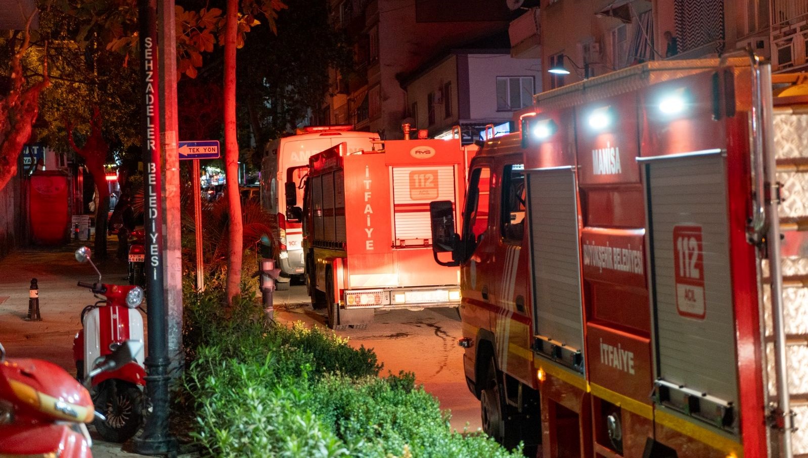 esine kizdi evini atese verdi qC1fQ4LM.jpg