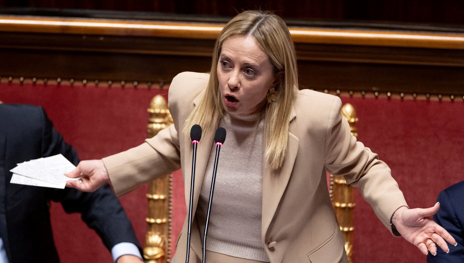 italyada isciler meloni hukumetine karsi yurudu 1CrGzaCC.jpg