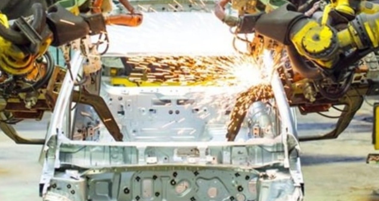 otomotiv devi iflas bayragini cekti 10 binden fazla calisan issiz kaldi IDL2w4HH.jpg