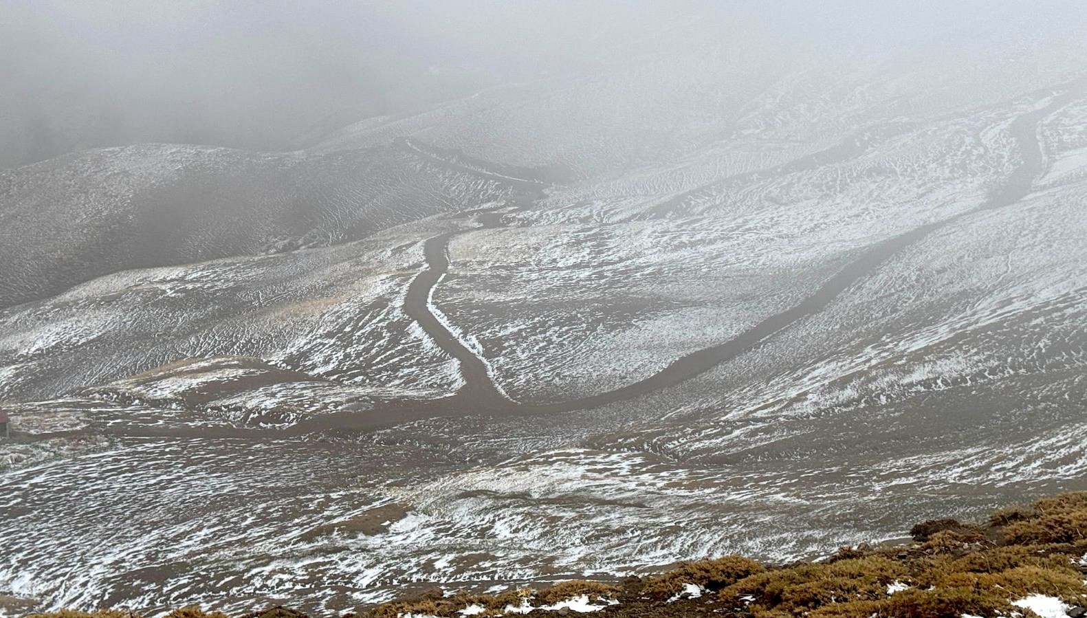 saganak yerini kara birakti 5JzWVXYN.jpg