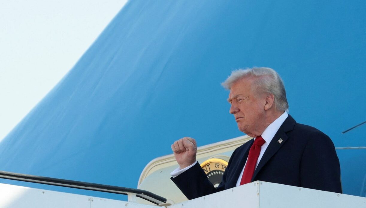 trump israil meclisinde ziyaretci defterine not yazdi dKtJ2USQ.jpg