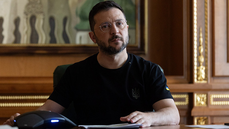 zelenskiy savas moskovanin onu bitirmek istememesi nedeniyle devam ediyor RYFjC3ay.jpg