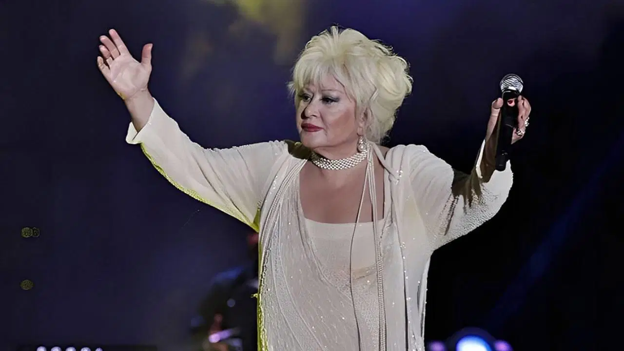 muazzez abacidan kotu haber yogun bakima alindi nWRQBVj7.jpg