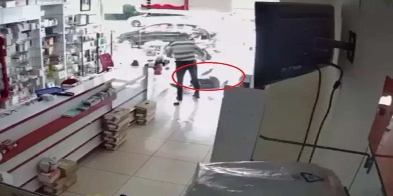 o saldirinin bir de oncesi varmis eczaci teknisyeninin yasli adami tartakladigi ortaya cikti MBYiDSIs.jpg