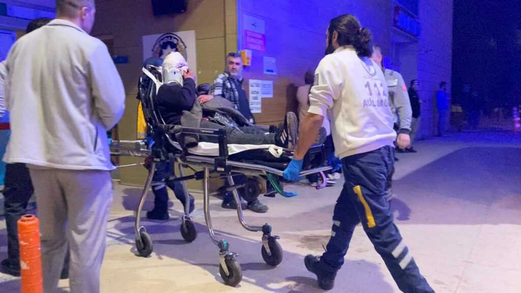 bursada-arazi-anlasmazliginda-baltali-sopali-kavga-4-yarali-yy5WgtJ4