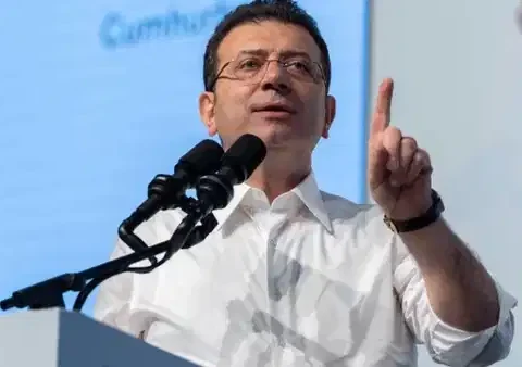 CHP’li Karadeniz Belediye Başkanları Toplantısı: İmamoğlu’ndan Güçlü Mücadele Vurgusu