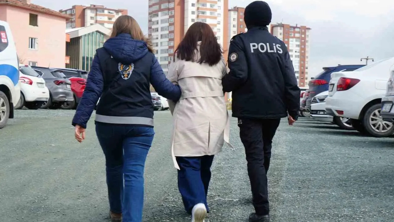 tuvalette-dogurulduktan-sonra-cope-birakilan-bebegin-annesine-hapis-cezasi-xB3zlQcf