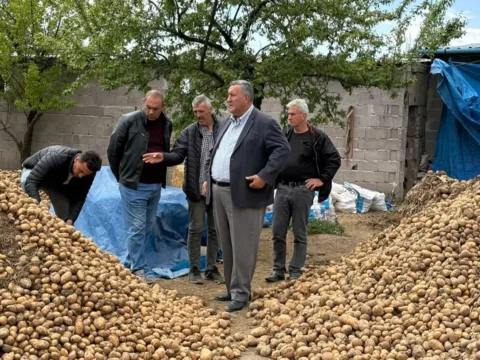 Patates Üreticileri Sorunlarını CHP’li Gürer’e Anlattı: “Üretiyoruz, Destek Yok”
