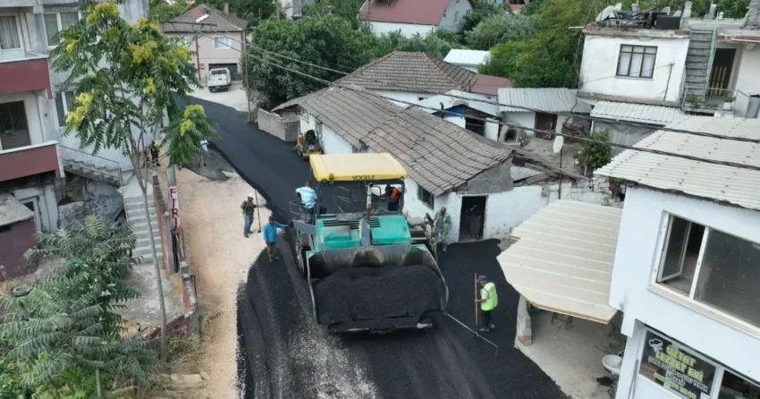 Bursa karacabeyin yenikaraagac mahallesinde yollar yenileniyor ZdOsbRcd